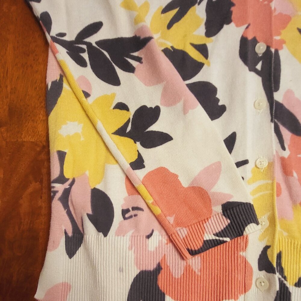 Croft and Barrow ~ Sz M ~ Floral Print Cardigan ~ NWT - Picture 5 of 10